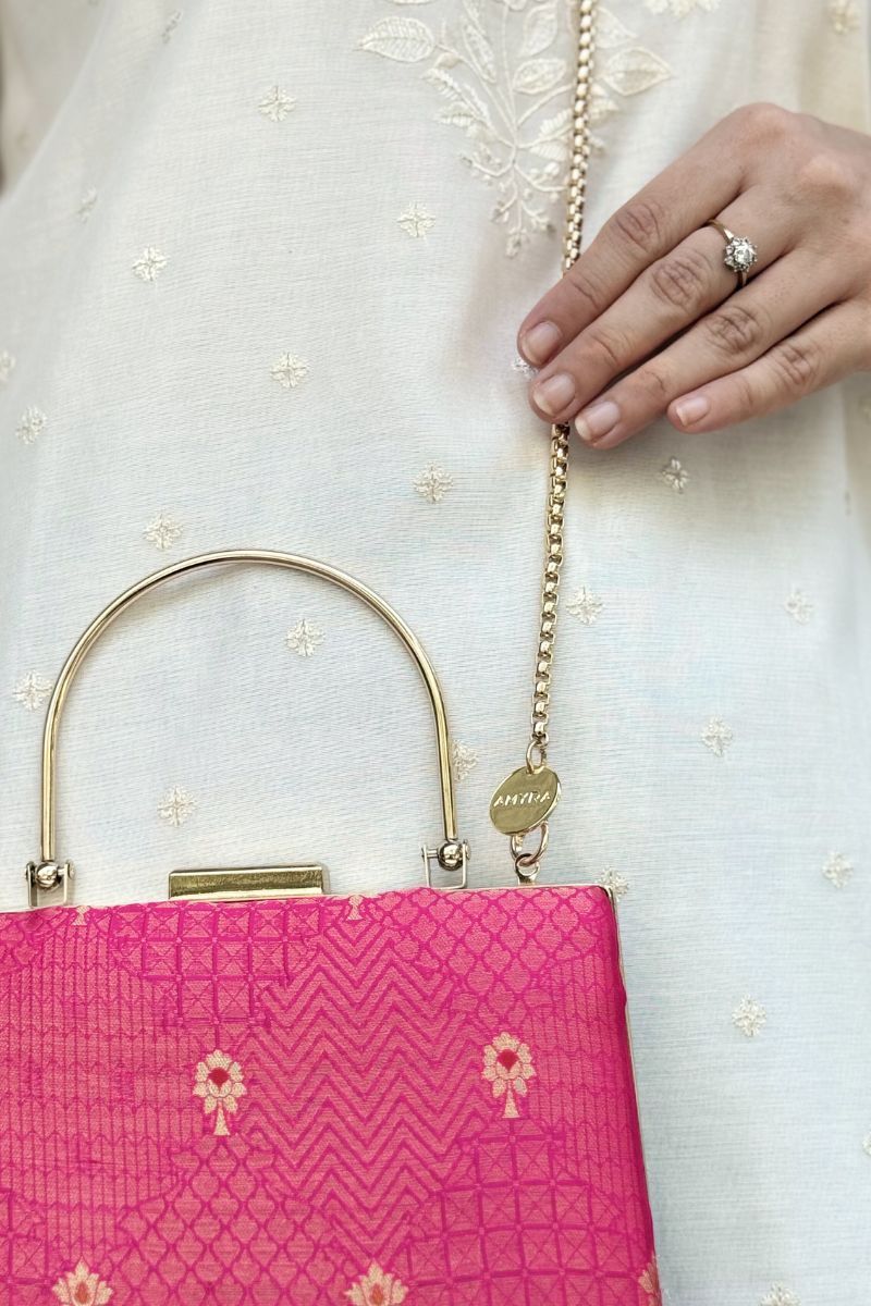 Zahri Silk Clutch - Pink