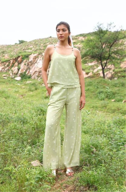 PLAIN JANE MUSLIN SILK TOP