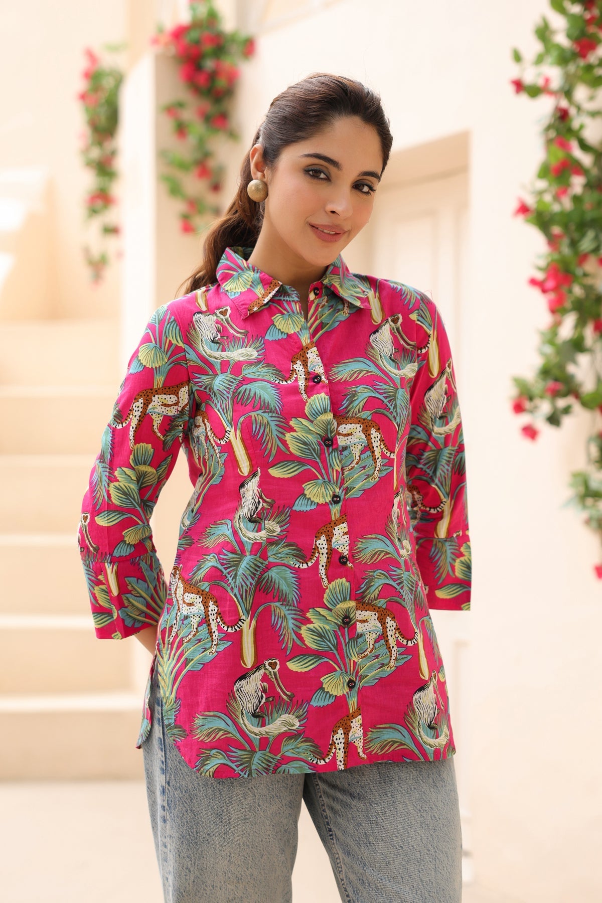 Printed animal design cotton top