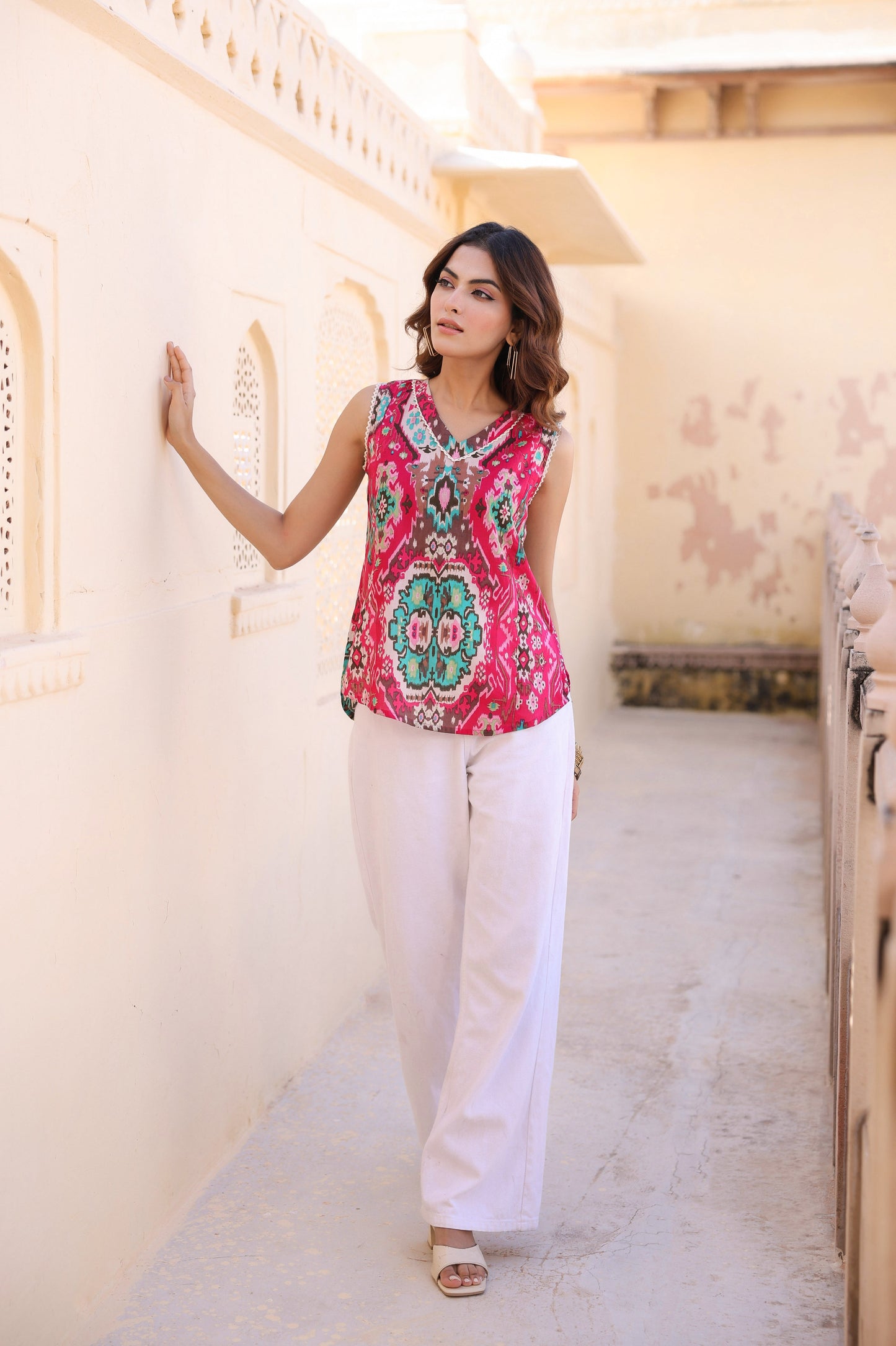 Printed ethnic top with modern fit