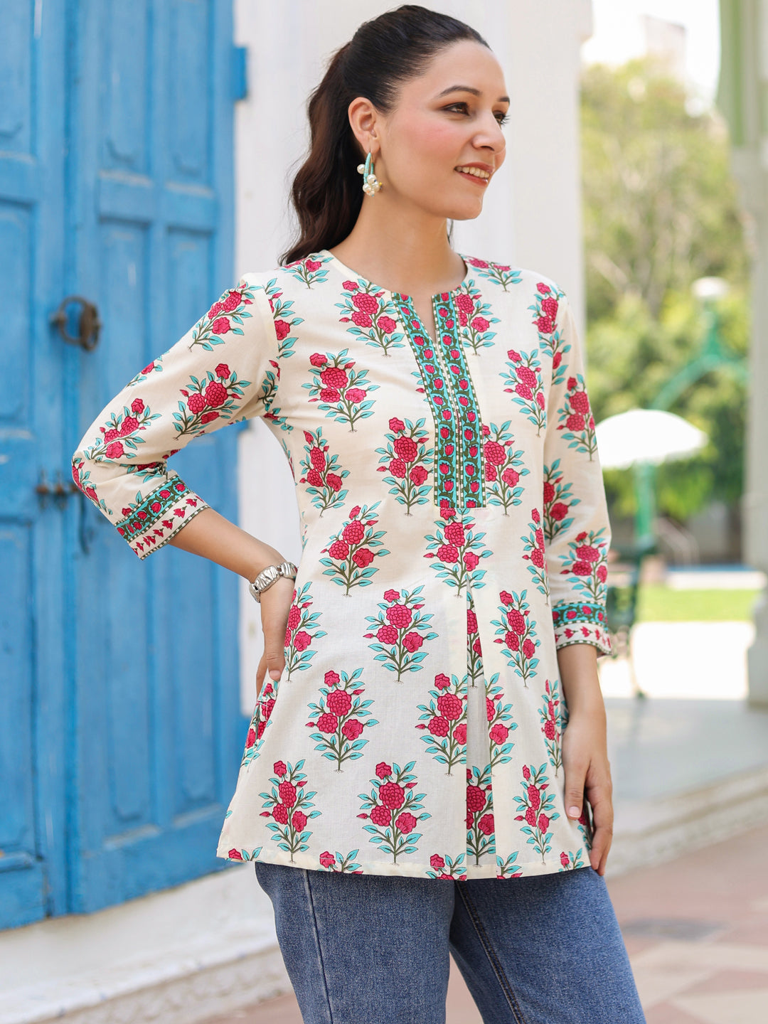 Printed floral top