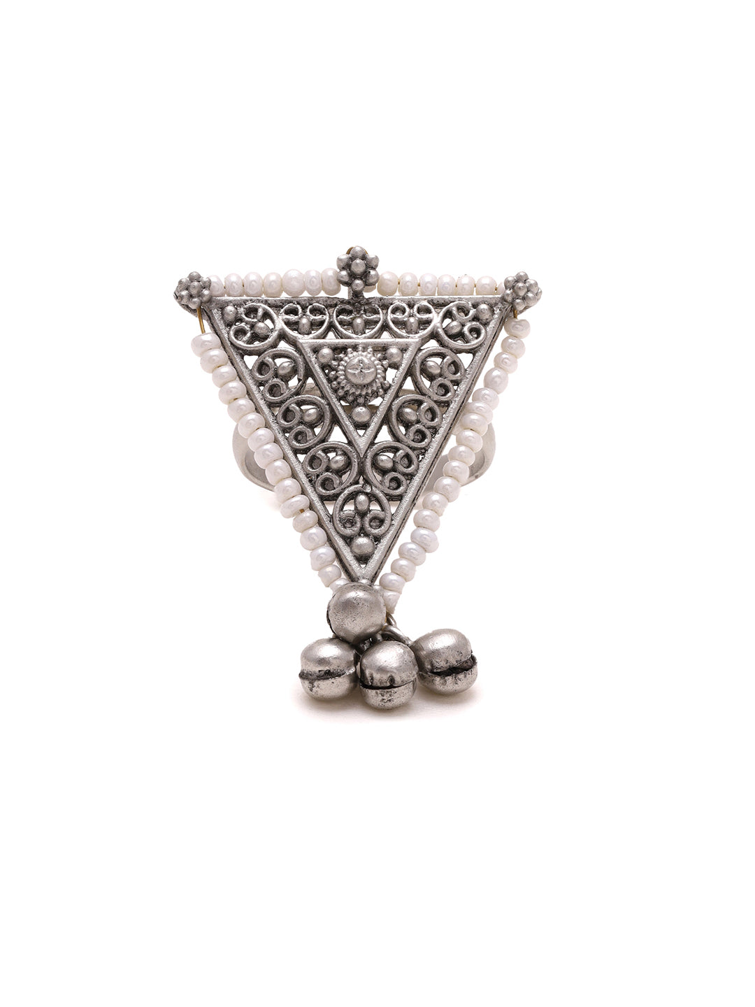 Priyaasi Allure of the Triangle-Shaped Ring