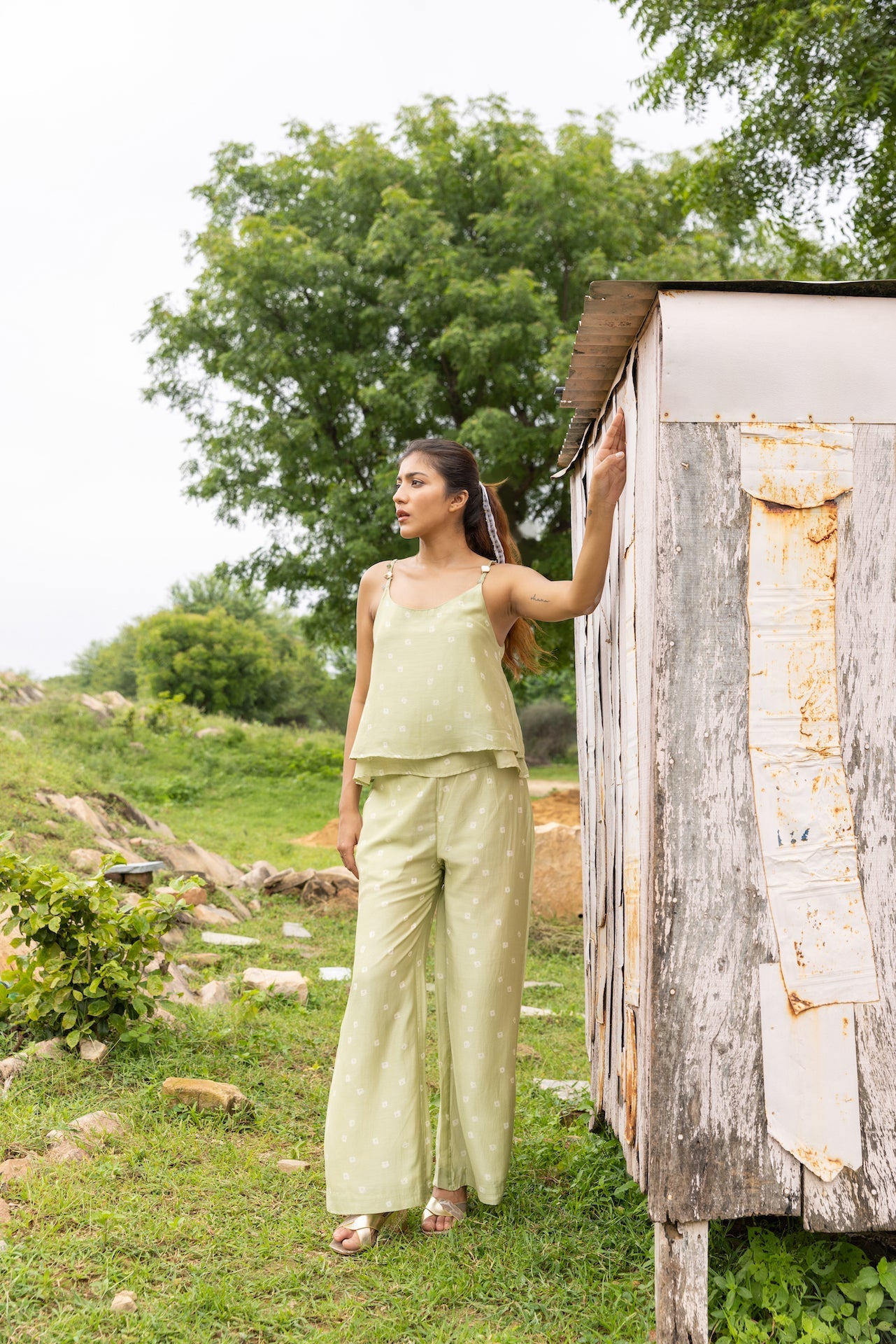 PLAIN JANE MUSLIN SILK TOP