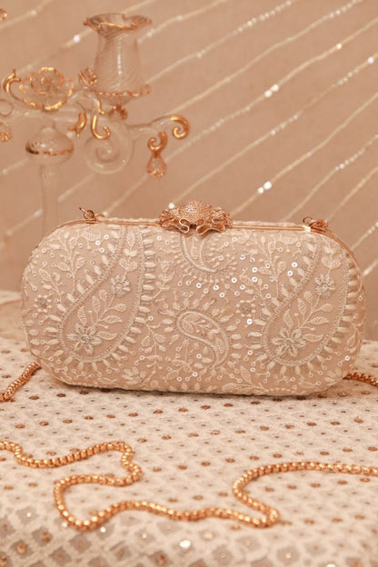 AMYRA - Rhea Threadwork Clutch - Grey