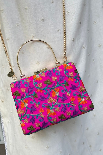 Rouka embroidered Clutch - Pink