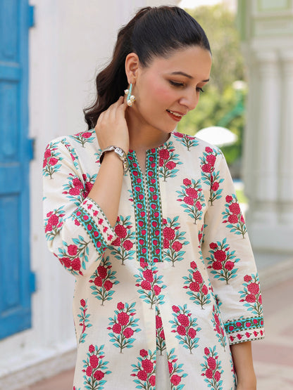 Round neck cotton top