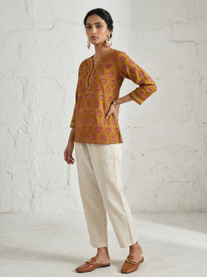 Earthline Collective Cotton Mustard Top