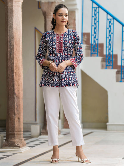 Women Ethnic Motifs Printed Cotton Top