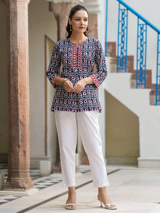 Women Ethnic Motifs Printed Cotton Top
