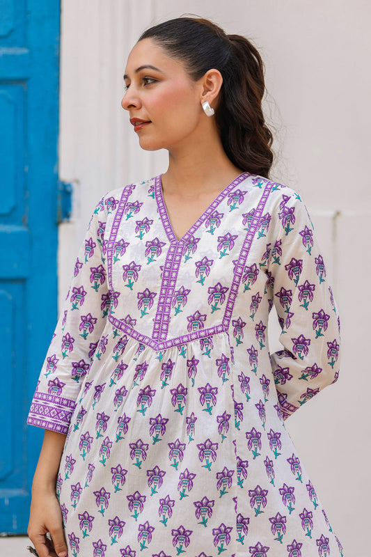 Women Floral Printed V-Neck A-Line Cotton Top