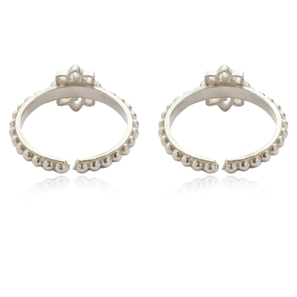 92.5 Sterling Silver Flower Toe Ring