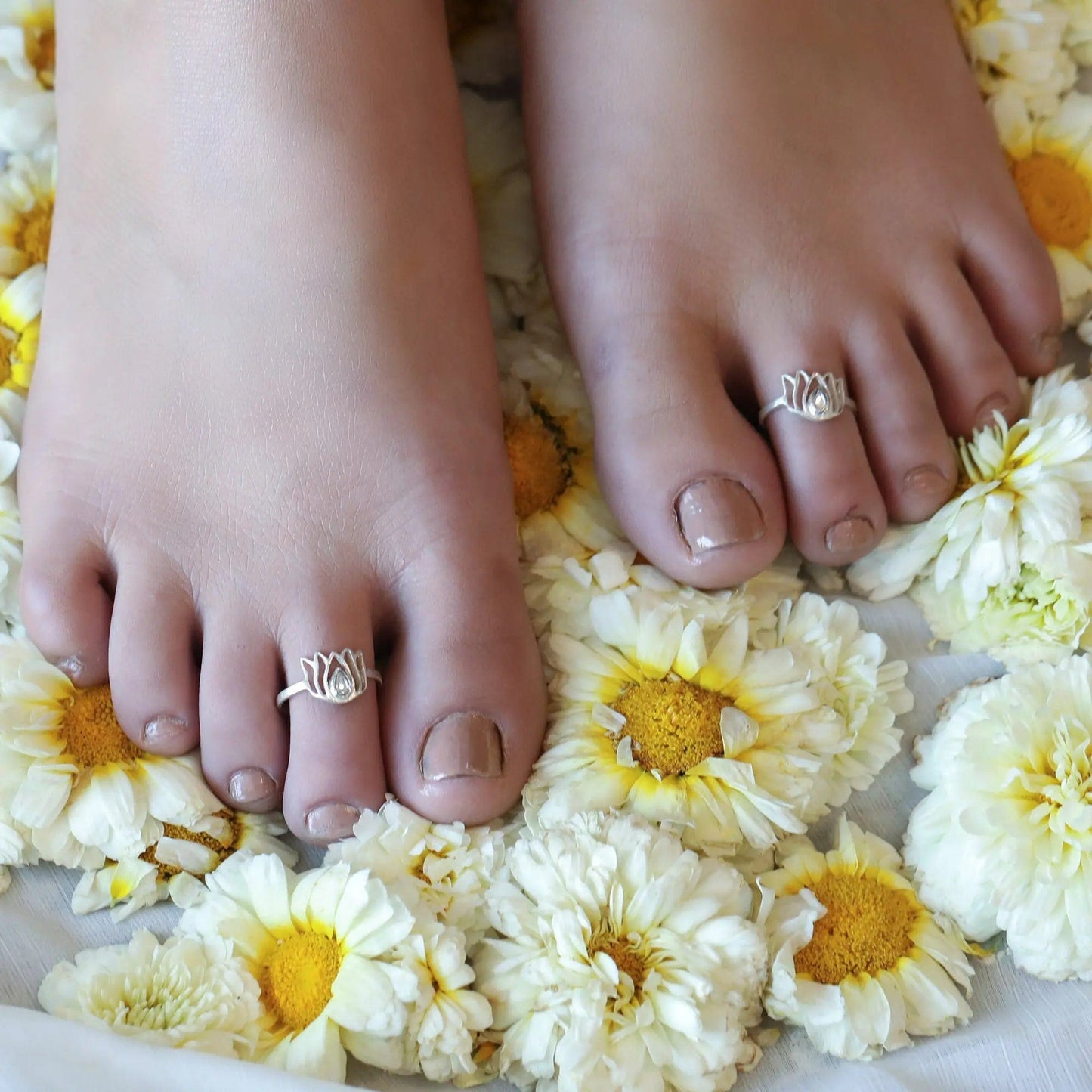 925 Sterling Silver Lotus Toe Ring