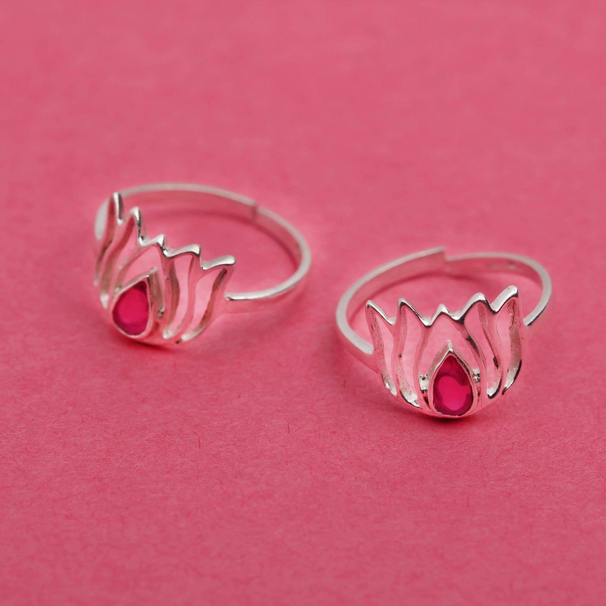 92.5 Sterling Silver Lotus Toe ring with Pink stone