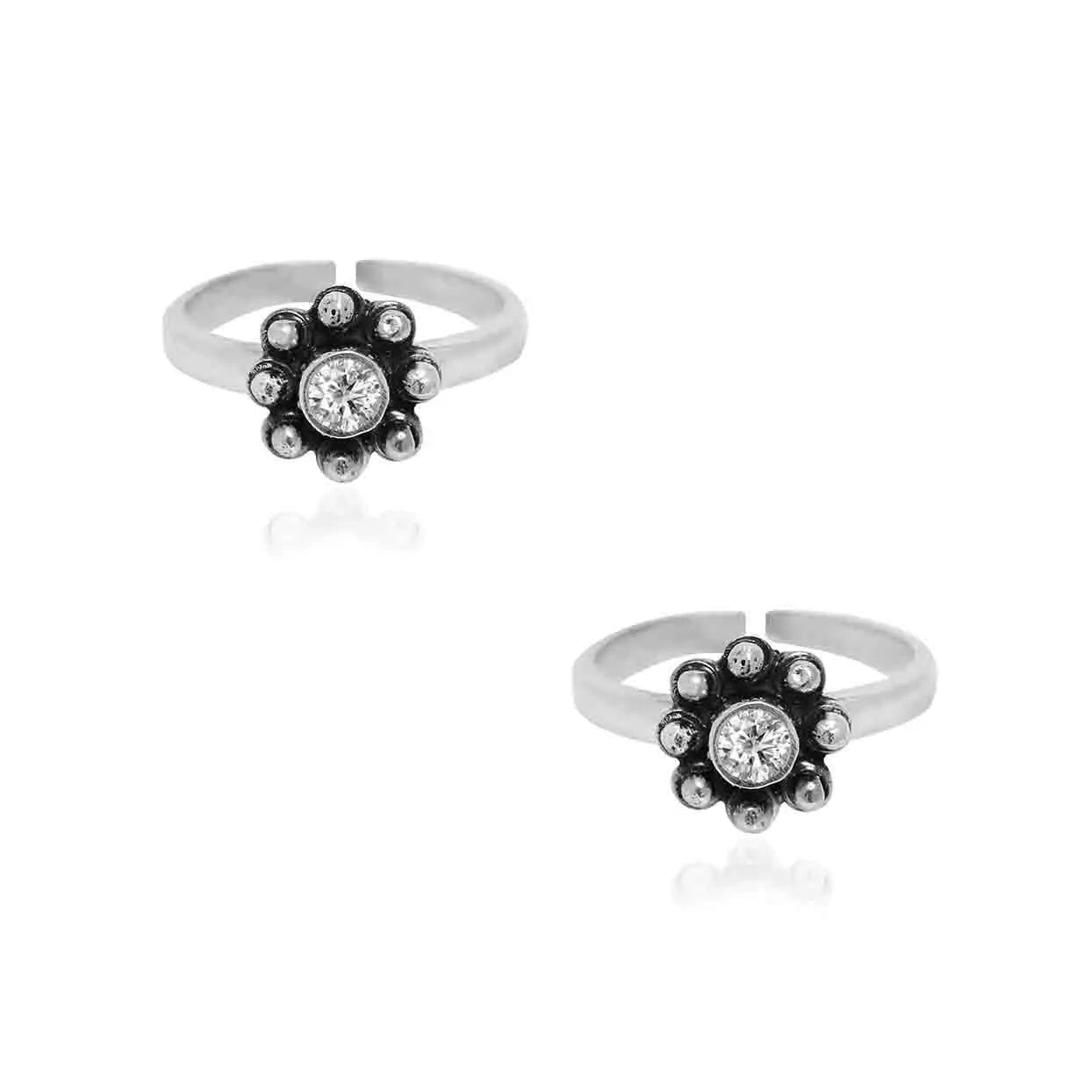 92.5 Oxidized Sterling Silver Toe Ring
