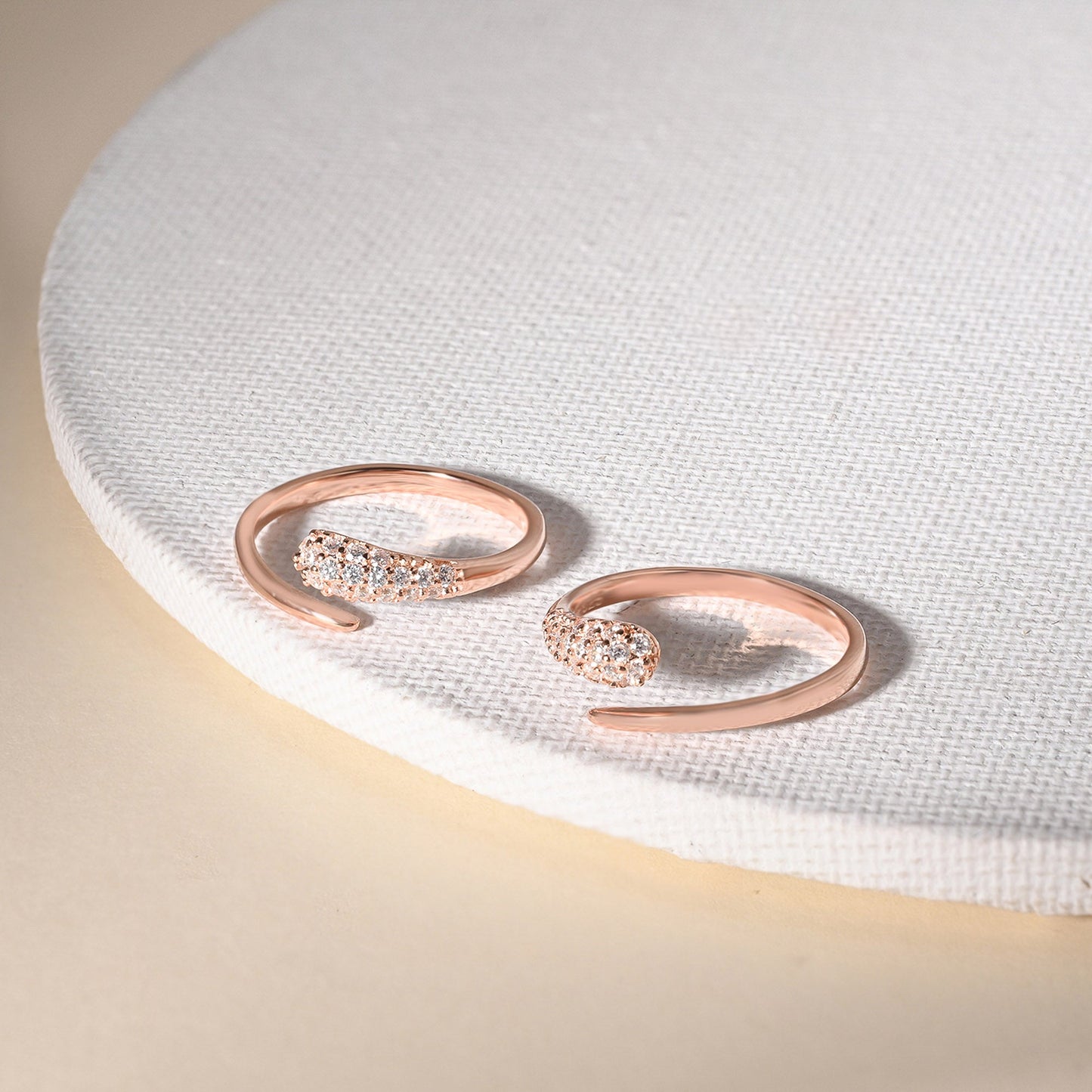 silver toe ring
