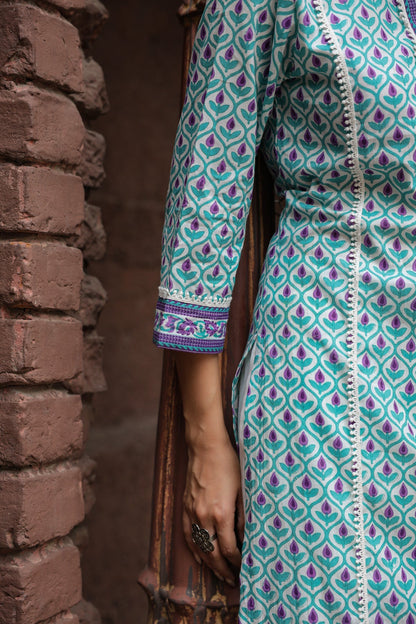 Stylish Blue Motif Kurta