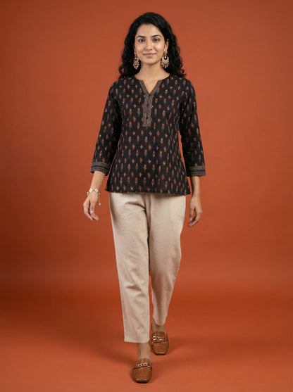 Earthline Collective Cotton Black Top
