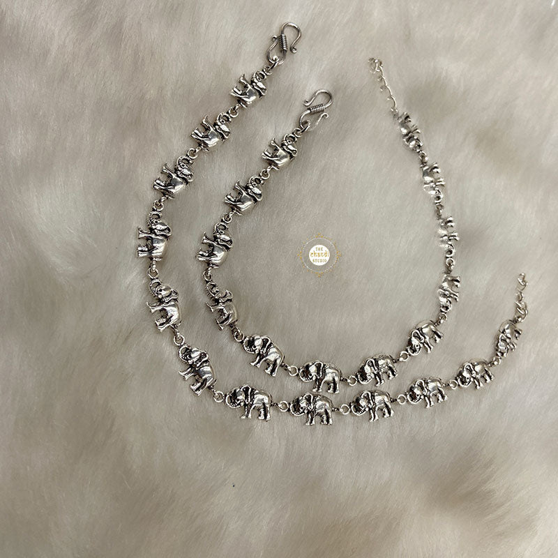 Comfy Elephant Anklet
