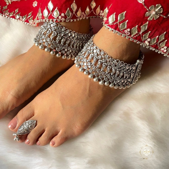 Jashn Parrot Rawa Anklet