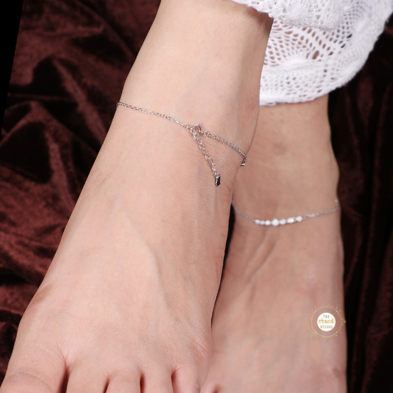 Sparkling Silver Floral Shine Anklet (Piece)