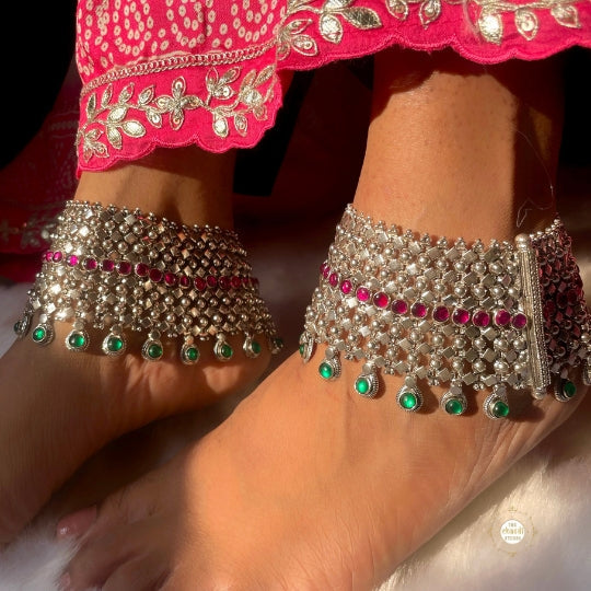 Jashn Stone Anklet (Made to Order)