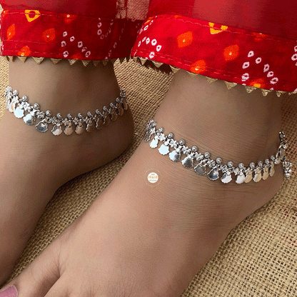 Blooming Petals Anklet