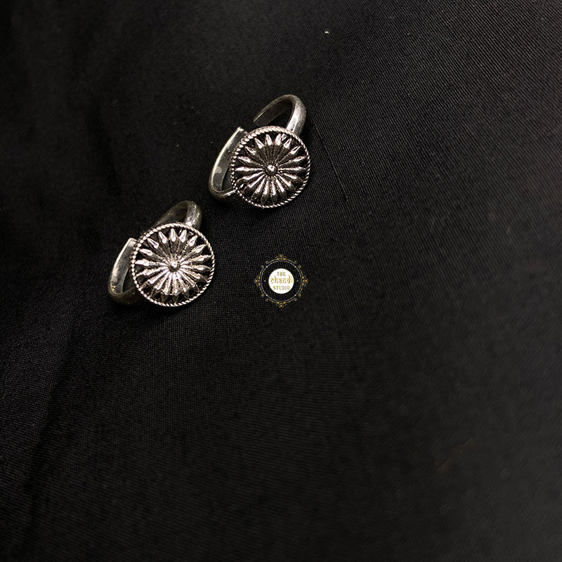 Utsav Toe Ring