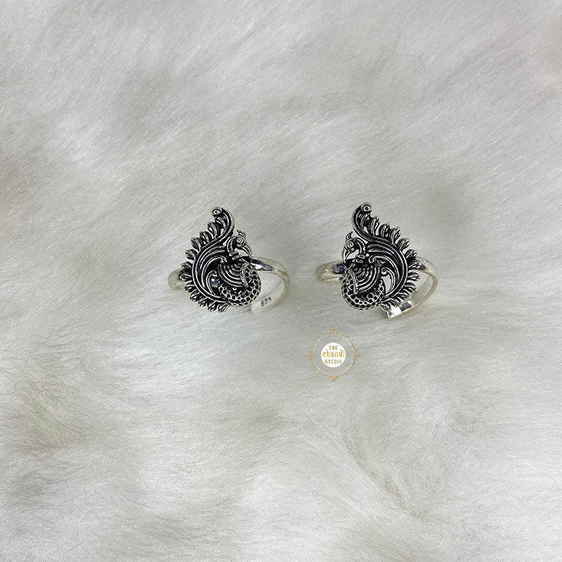 Pihu Toe Ring