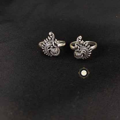 Pihu Toe Ring