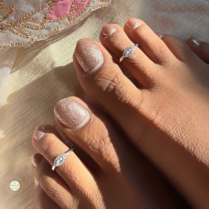 Sparkling Silver Twinkle Toe Ring