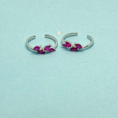 Sparkling Silver Shiny Stride Toe Ring