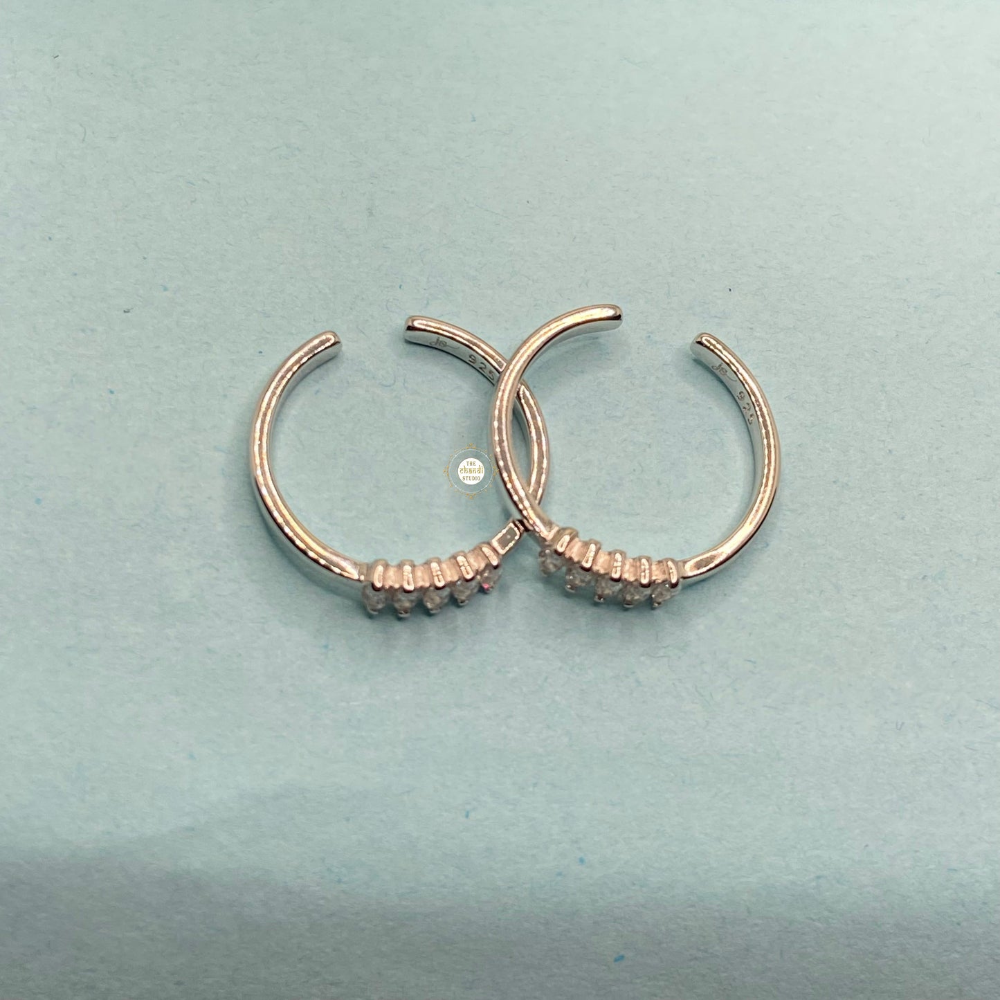 Sparkling Silver Glimmer Band Toe Ring