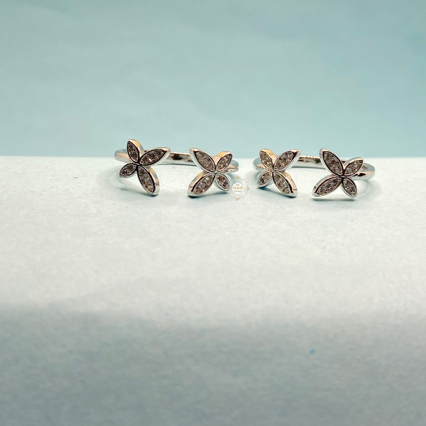 Sparkling Silver Gleaming Butterfly Toe Ring