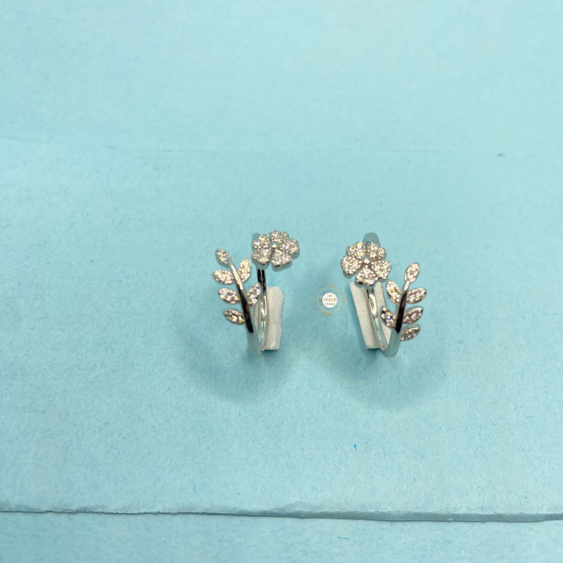 Sparkling Silver Twilight Toe Ring
