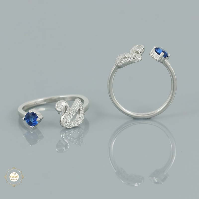 Sterling Silver Sparkling Graceful Swan Toe Ring