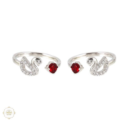 Sterling Silver Sparkling Graceful Swan Toe Ring