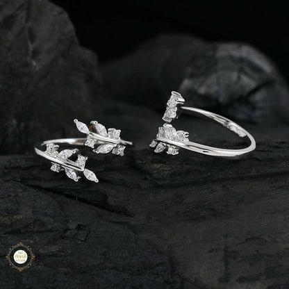 Sterling Silver Sparkling  Blossom Toe Ring