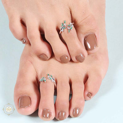 Sterling Silver Sparkling  Blossom Toe Ring