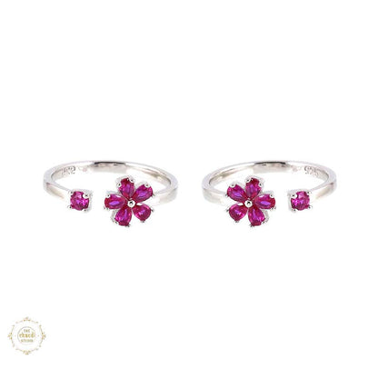 Sterling Silver Sterling Floral Elegance Toe Ring