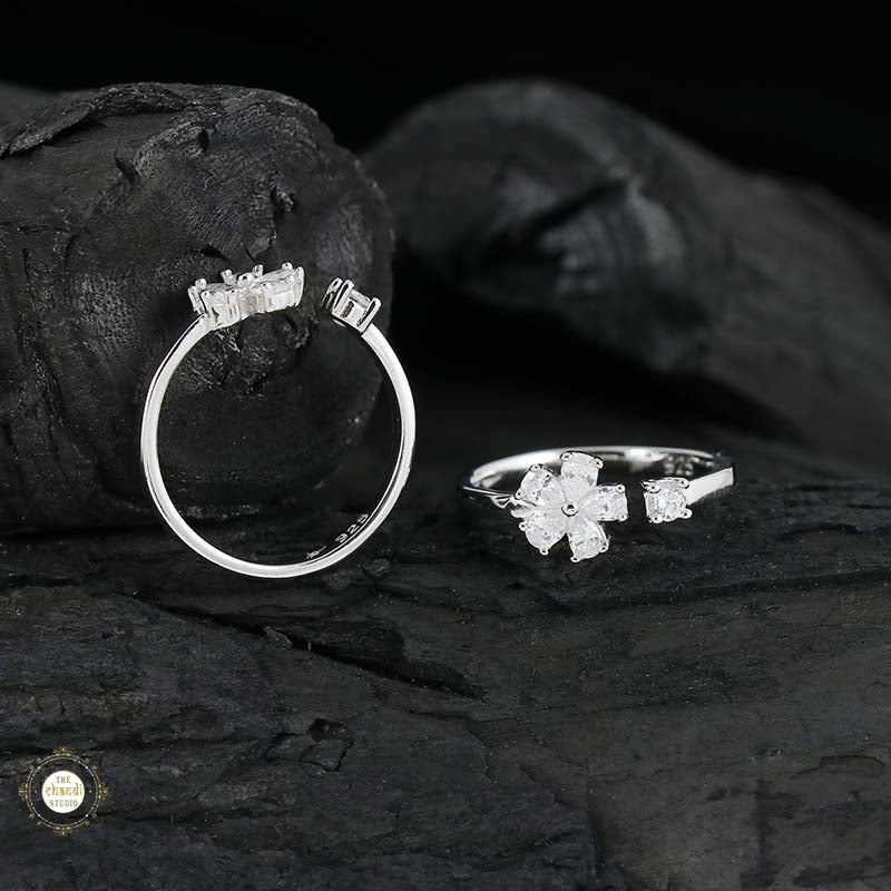 Sterling Silver Sterling Floral Elegance Toe Ring