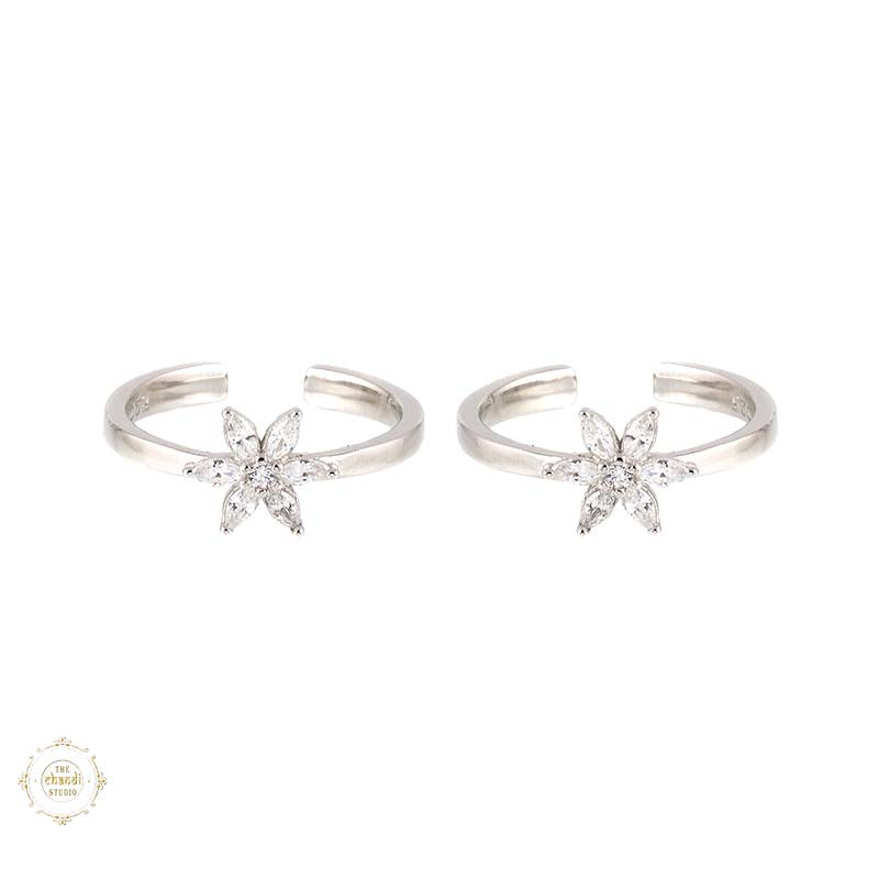 Sterling Silver Sparkling Radiant Shimmer Toe Ring