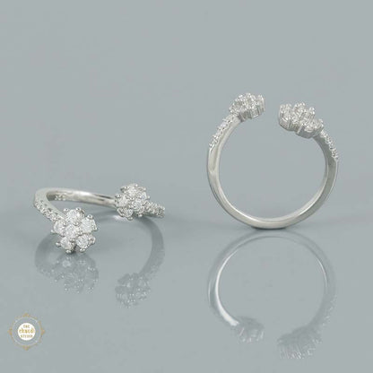 Sterling Silver Sparkling Bloom Shine Toe Ring