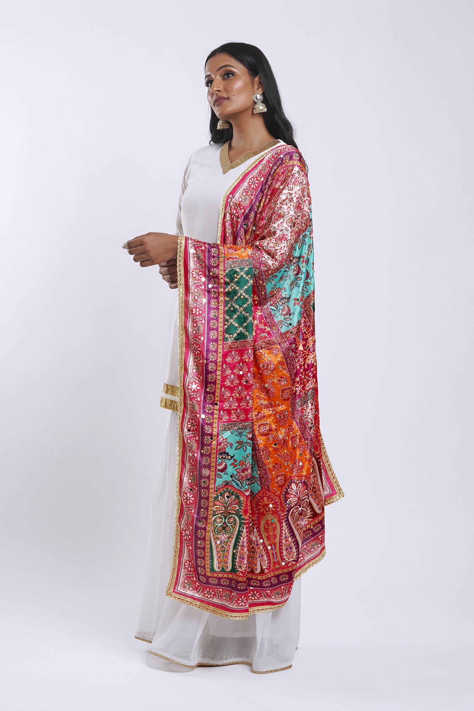 Teejh Rangoli Rhapsody Embellished Printed Dupattajv,h