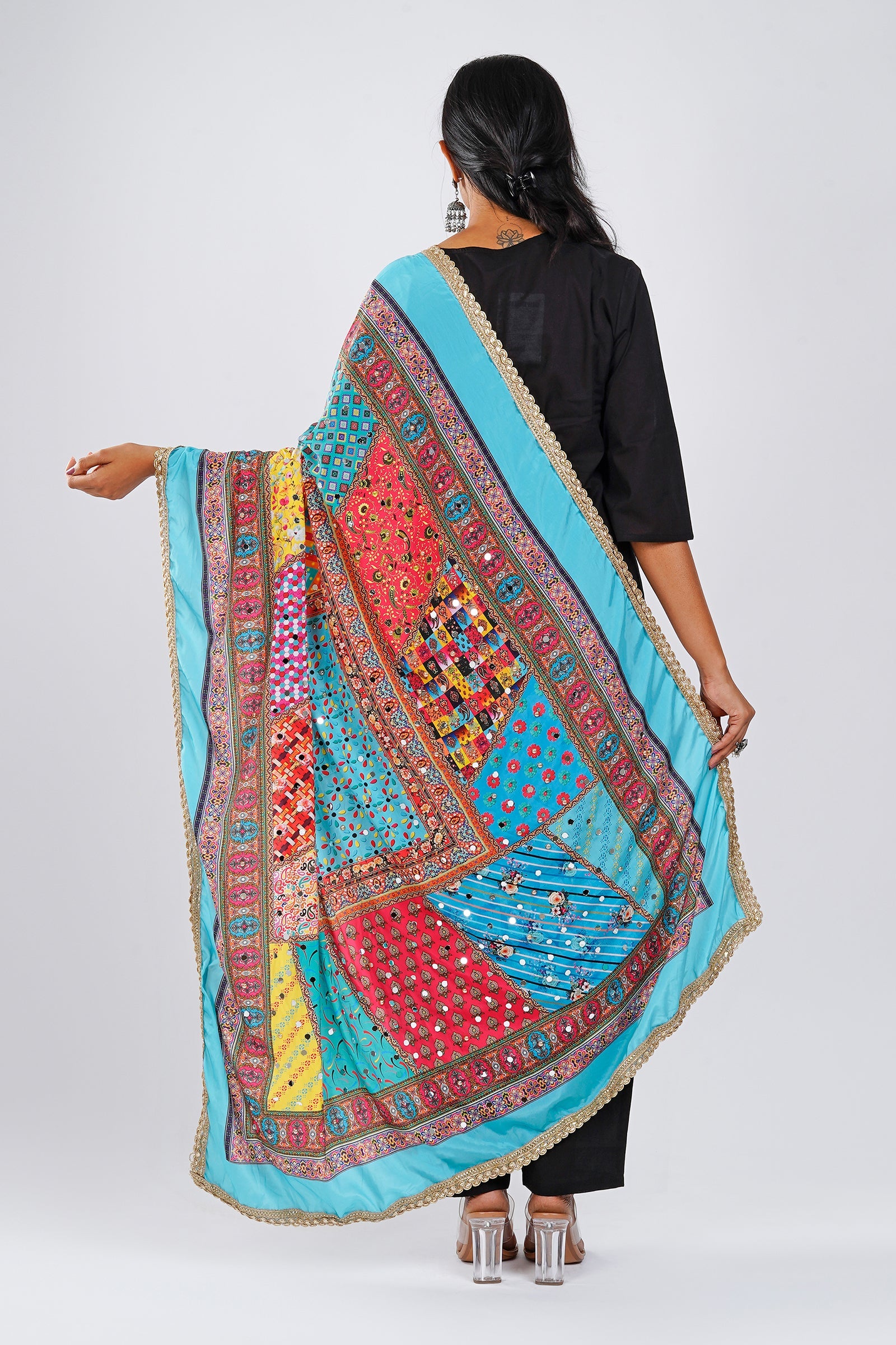 Teejh Rangila-Re Embellished Printed Dupatta