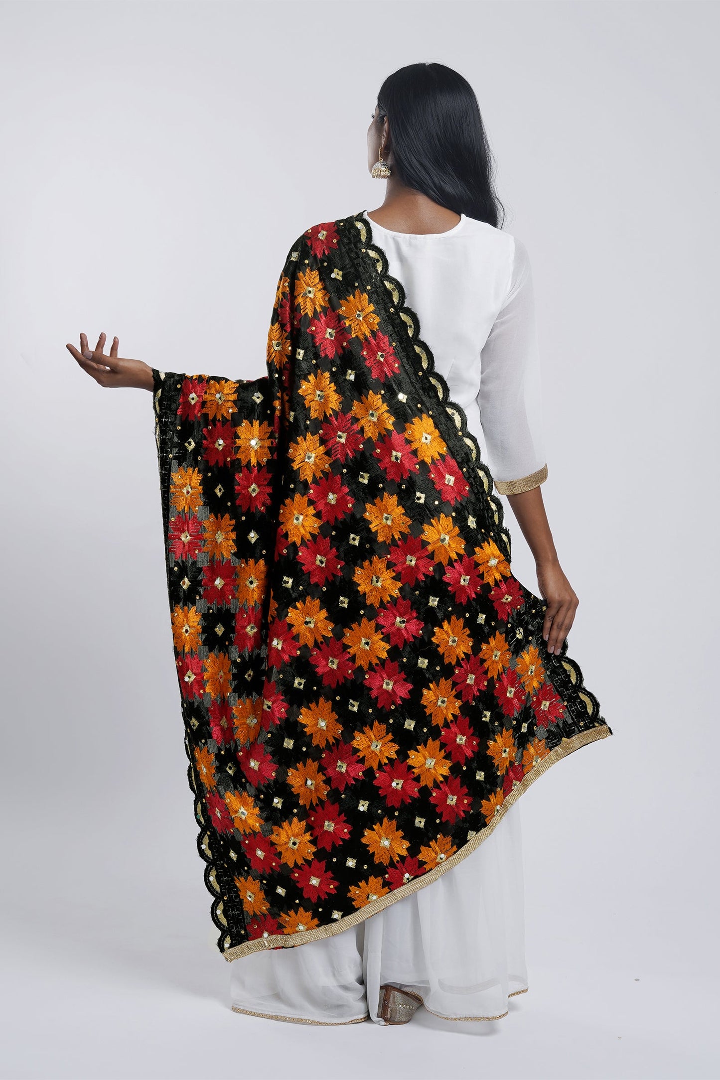 Teejh Kriti Phulkari Dupatta