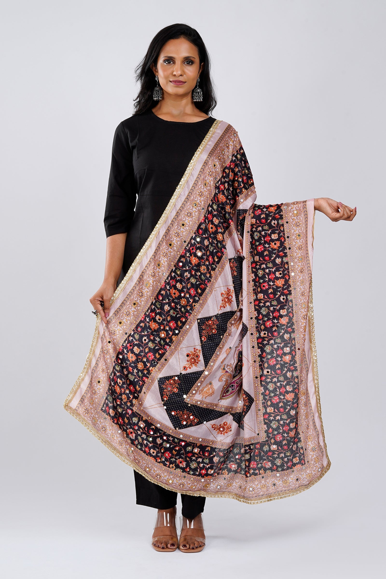 Teejh Gulnaaz Embellished Printed Dupatta