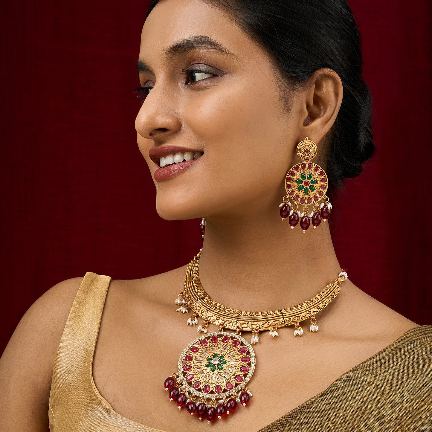 Teejh Aarzaa Gold Ghungroo Necklace Set