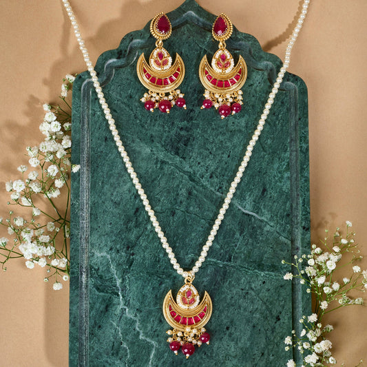 Teejh Dwana Gold Red Stones Necklace Set