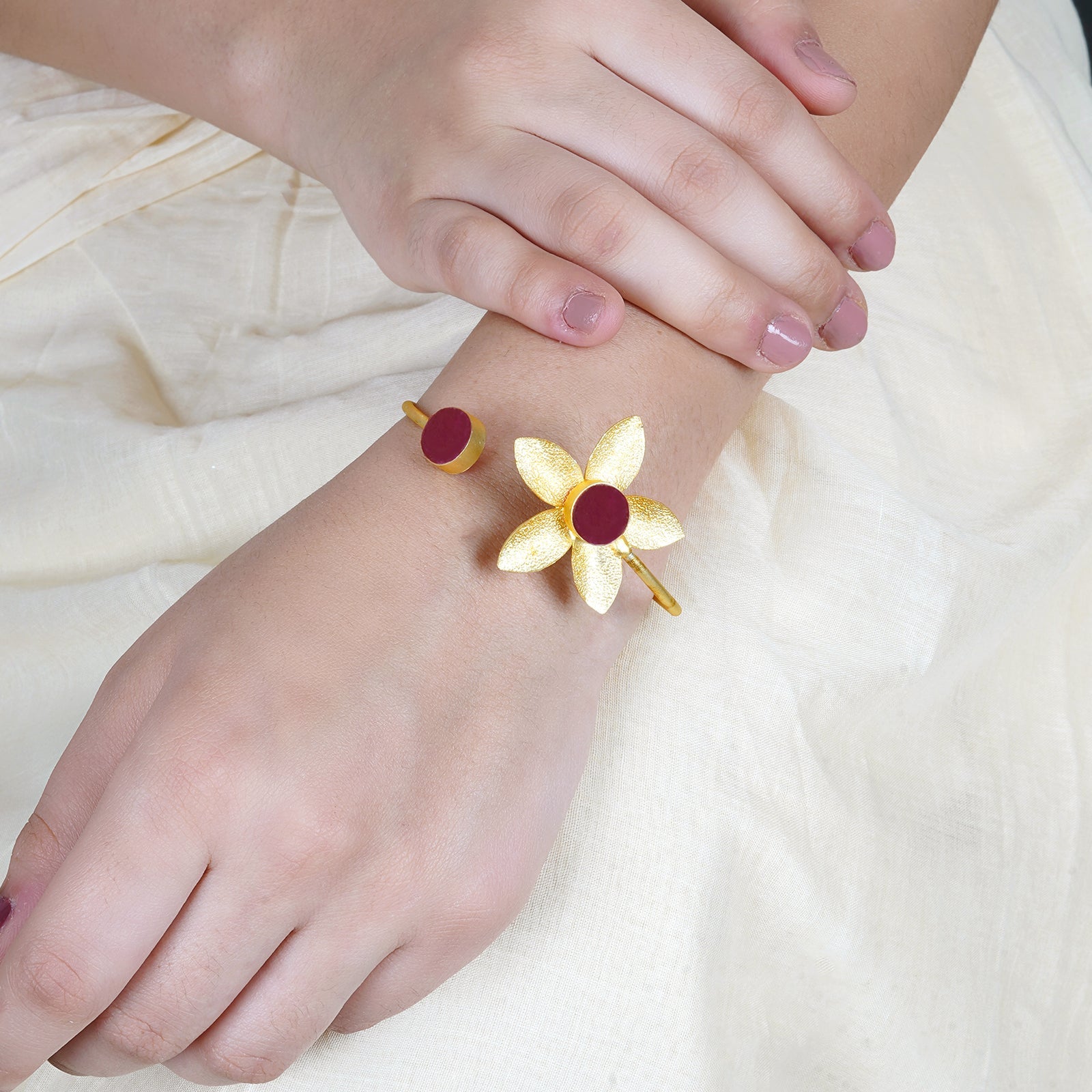Teejh Juhi Dark Red Flower Bracelet