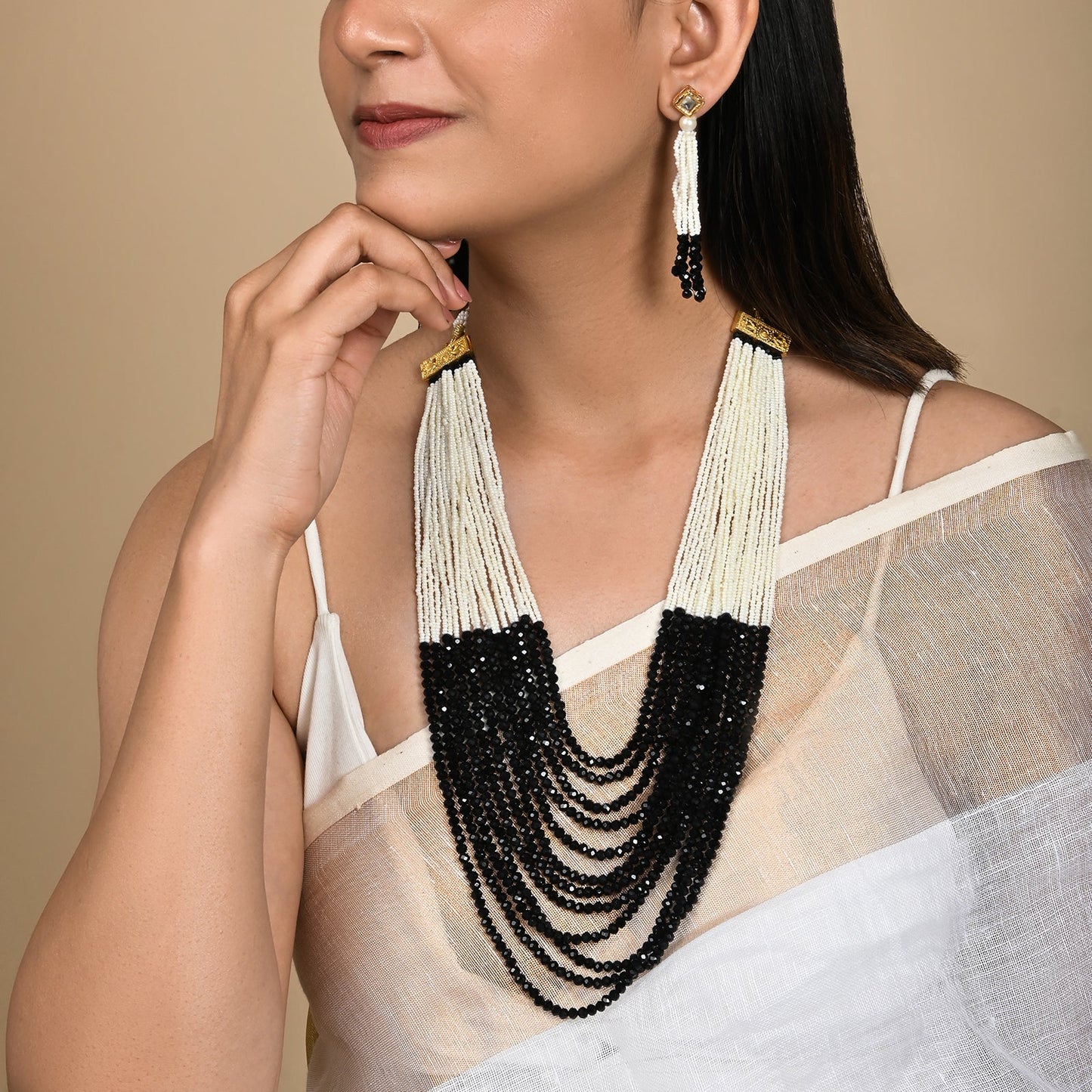 Teejh Jareen Black and White Gold Necklace Set